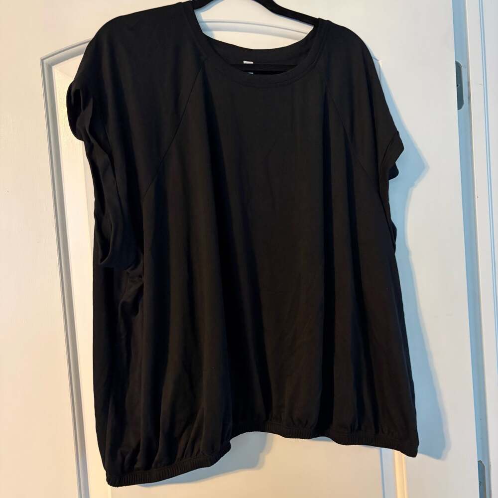 Stylus Women's Black Plus Size 3X Short Sleeve Casual Top
